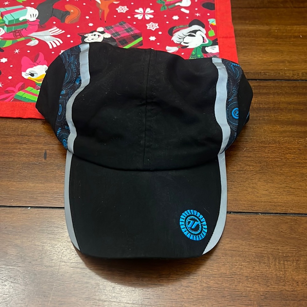 Disney testtrack hat